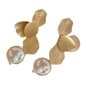Gold Petal Pearl Earrings